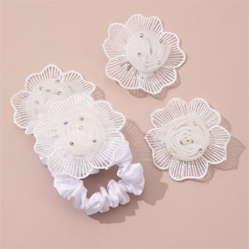 Set di graziosi accessori per capelli floreali per bambini, fermagli e anelli per capelli con fiori in tulle ricamati a mano