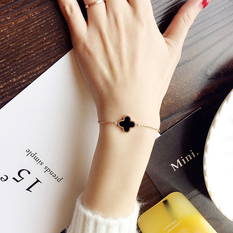 Cartoon Style Four-Leaf Clover Bracelet for Women in Titanium Steel with 18K Rose Gold Plating