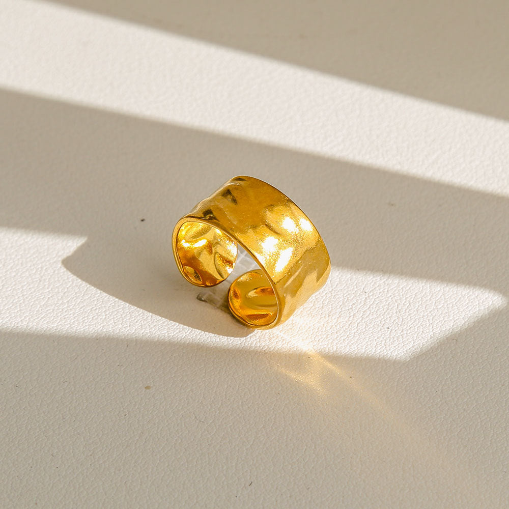 Anello di tendenza da donna in acciaio inossidabile geometrico placcato oro con perle e fiori stile Instagram