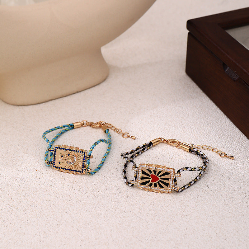 Collana con Ciondolo a Carta dei Tarocchi Bohémien Vintage con Motivi a Cuore e Luna in Rame Placcato