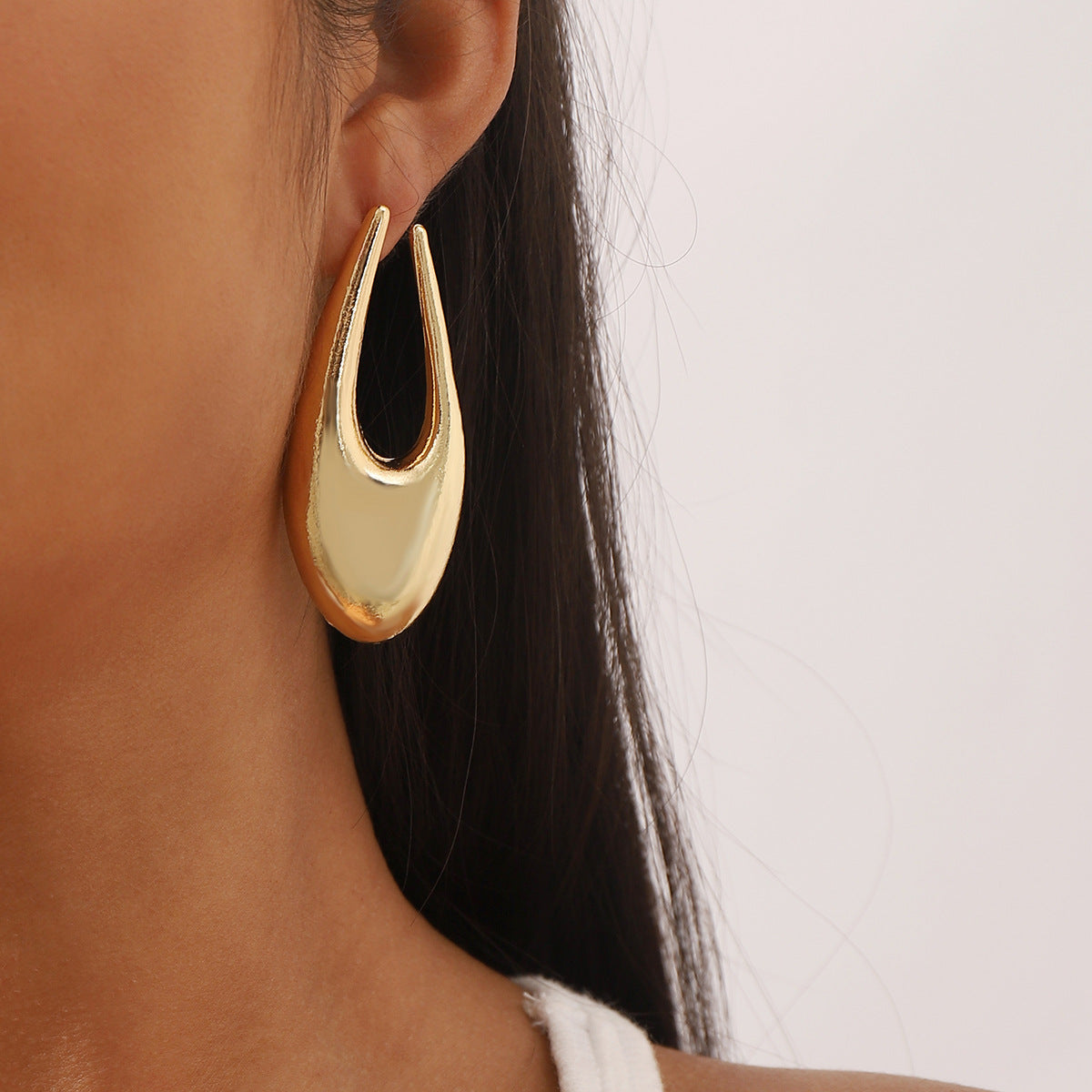 Vintage Geometric Earrings in Alloy with Electroplating Finish for Women