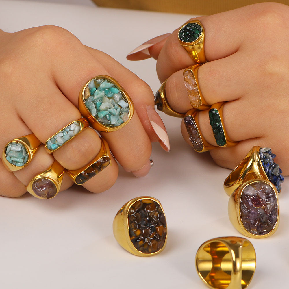 Anello Minimalista in Acciaio al Titanio con Intarsio in Pietra Naturale, Design a U e Geometrico, Finitura Galvanizzata per Uomo e Donna