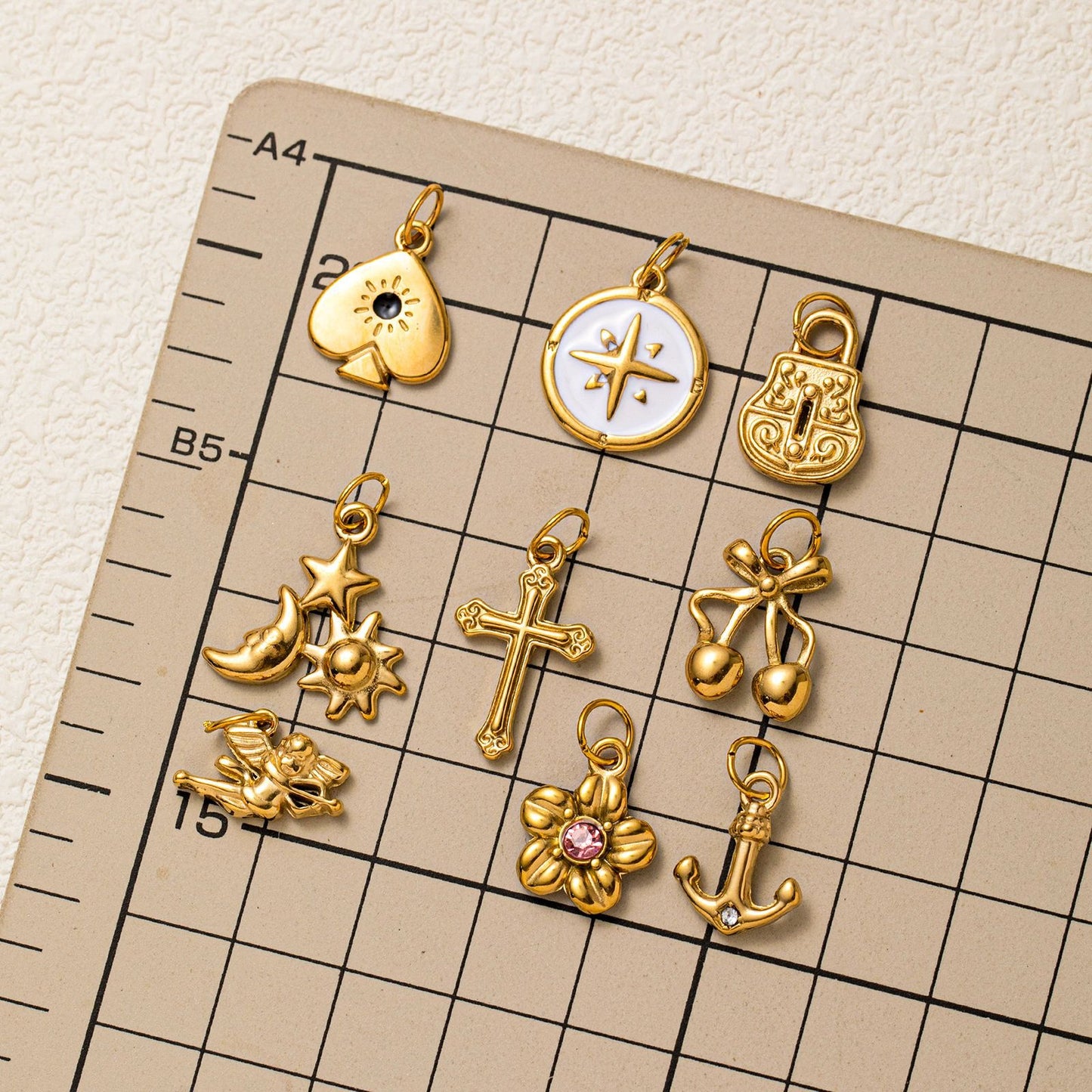 Vintage 18K Gold Plated Stainless Steel Letter Envelope Pendant Charm Bar for Women