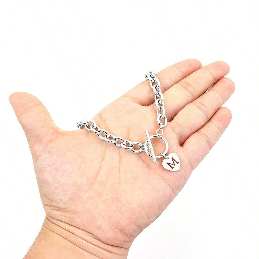 Minimalist Letter-Shaped Stainless Steel Pendant Necklace with Polished Hollow Heart Design for Unisex Daily Wear