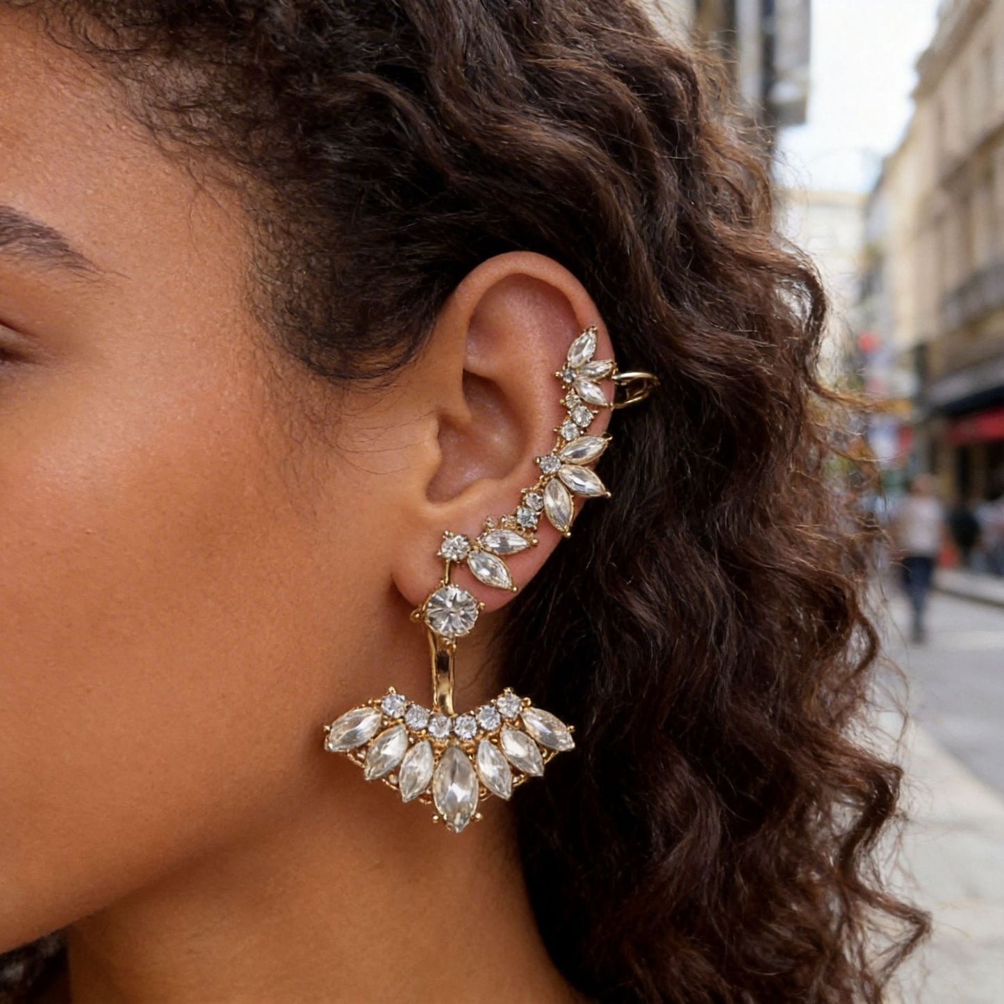 Minimalist Sweet Geometric Alloy Plated Rhinestone Ear Cuff for Women