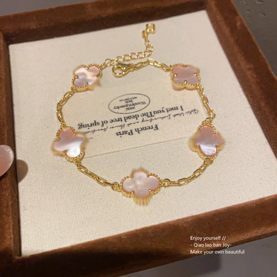 Sweet Elegant 18K Gold Plated Brass Geometric Floral Bracelet for Women