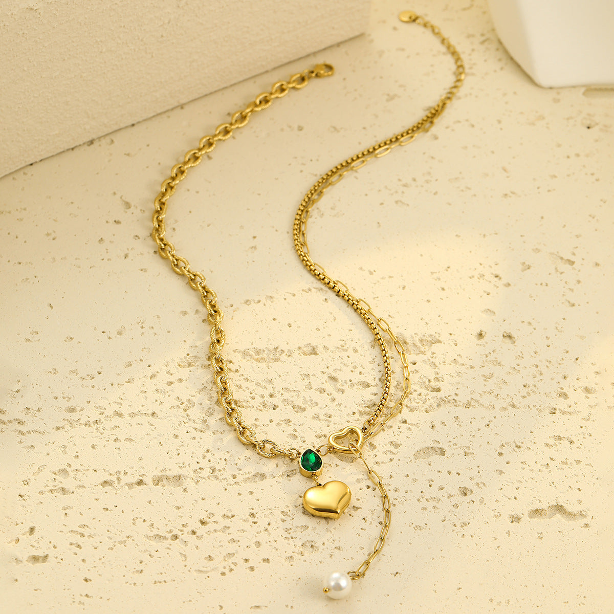 Collar Minimalista de Acero de Titanio con Forma de Corazón, Acentos de Perlas y Zirconia en Forma de Gota, Chapado en Oro de 18K, Cadena de Acero Inoxidable para Clavícula para Mujer