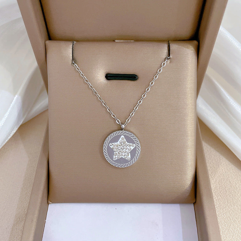 Collar con colgante de estrella geométrica minimalista en acero de titanio con incrustaciones de diamantes de imitación para mujer y hombre