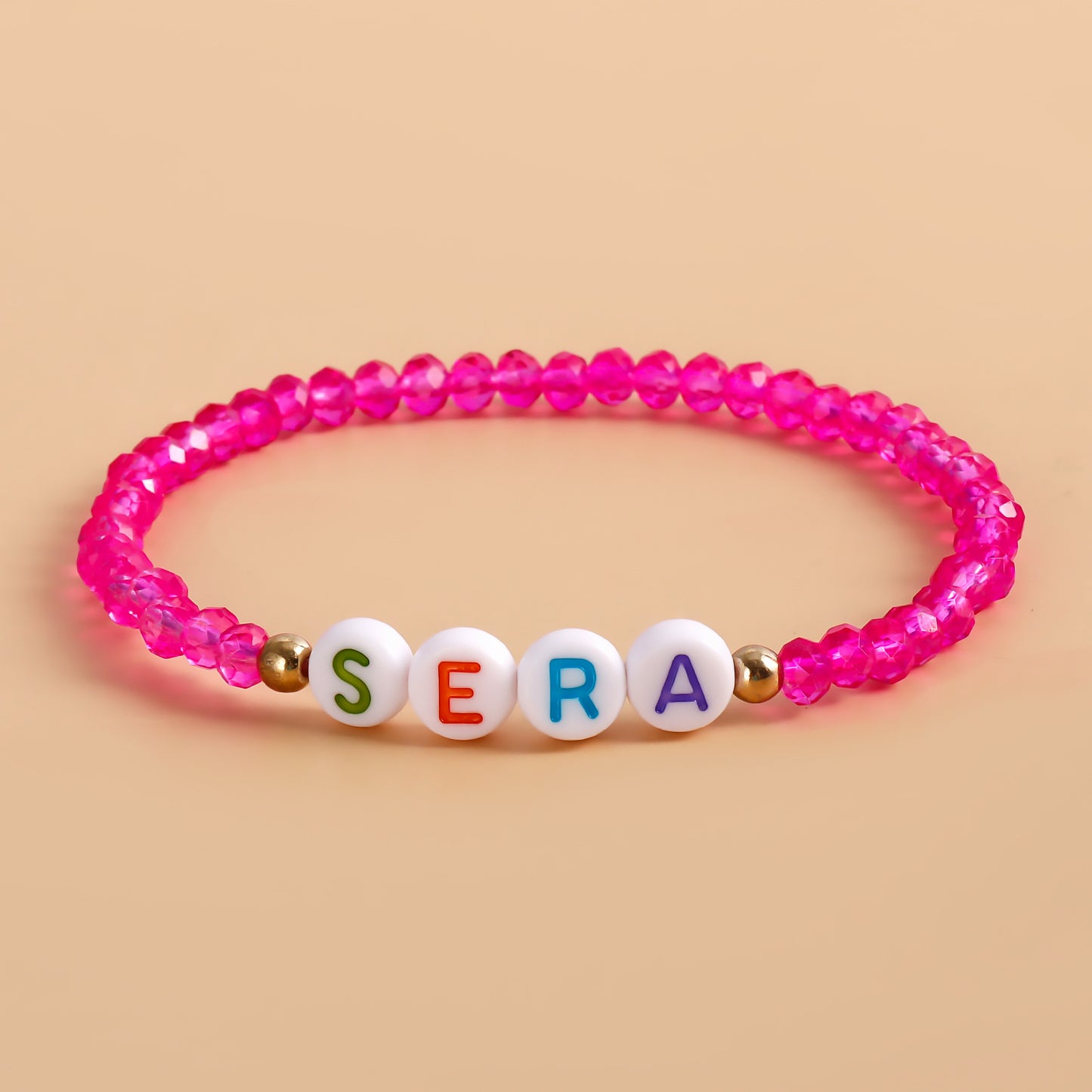 Set di bracciali con ciondoli a lettera in cristallo placcato, stile geometrico, per uomo e donna