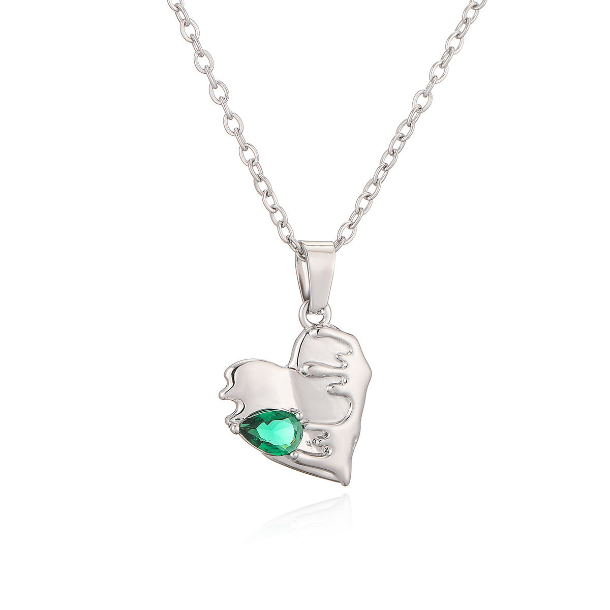 Collana pendente a cuore minimalista in rame placcato oro con intarsio di zircone verde da donna