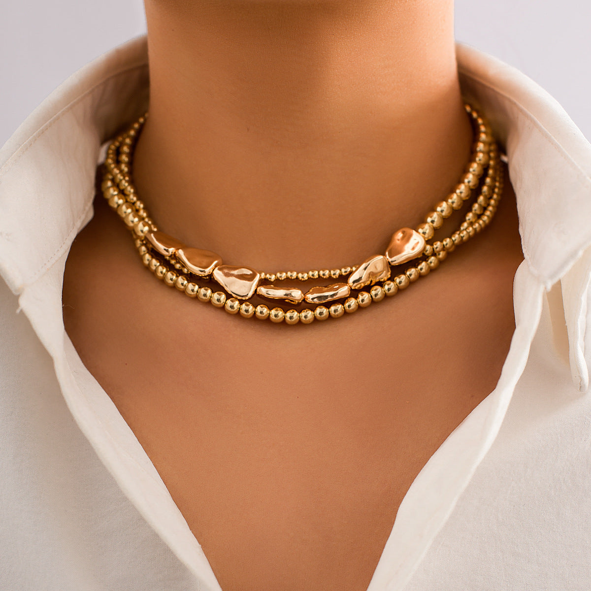 Collana Minimalista Multistrato da Donna con Perla Finta a Goccia in Resina su Catena a Sfere
