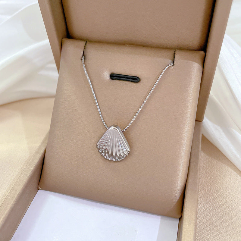 Minimalist Geometric Shell Pendant Necklace in Titanium Steel with Gold Plating for Women and Men