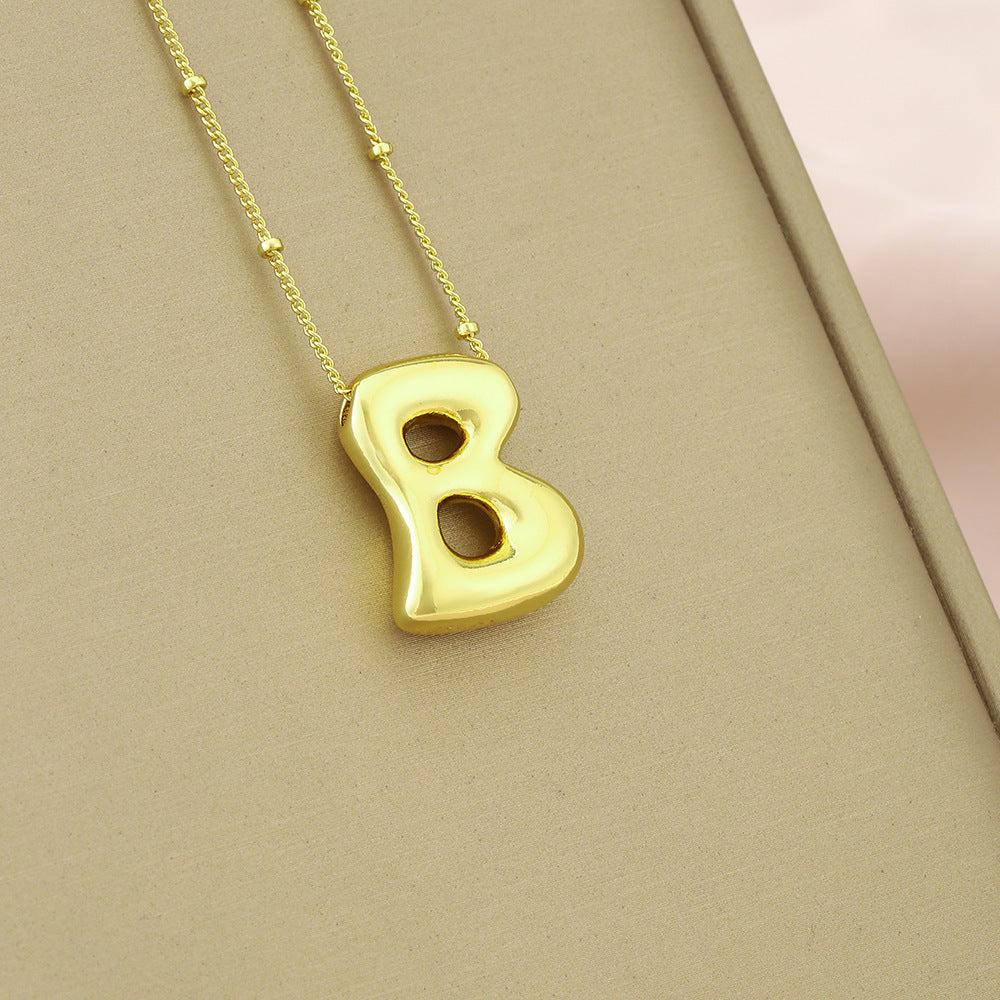 Collana girocollo minimalista da donna con ciondolo a lettera in rame placcato, catenina delicata