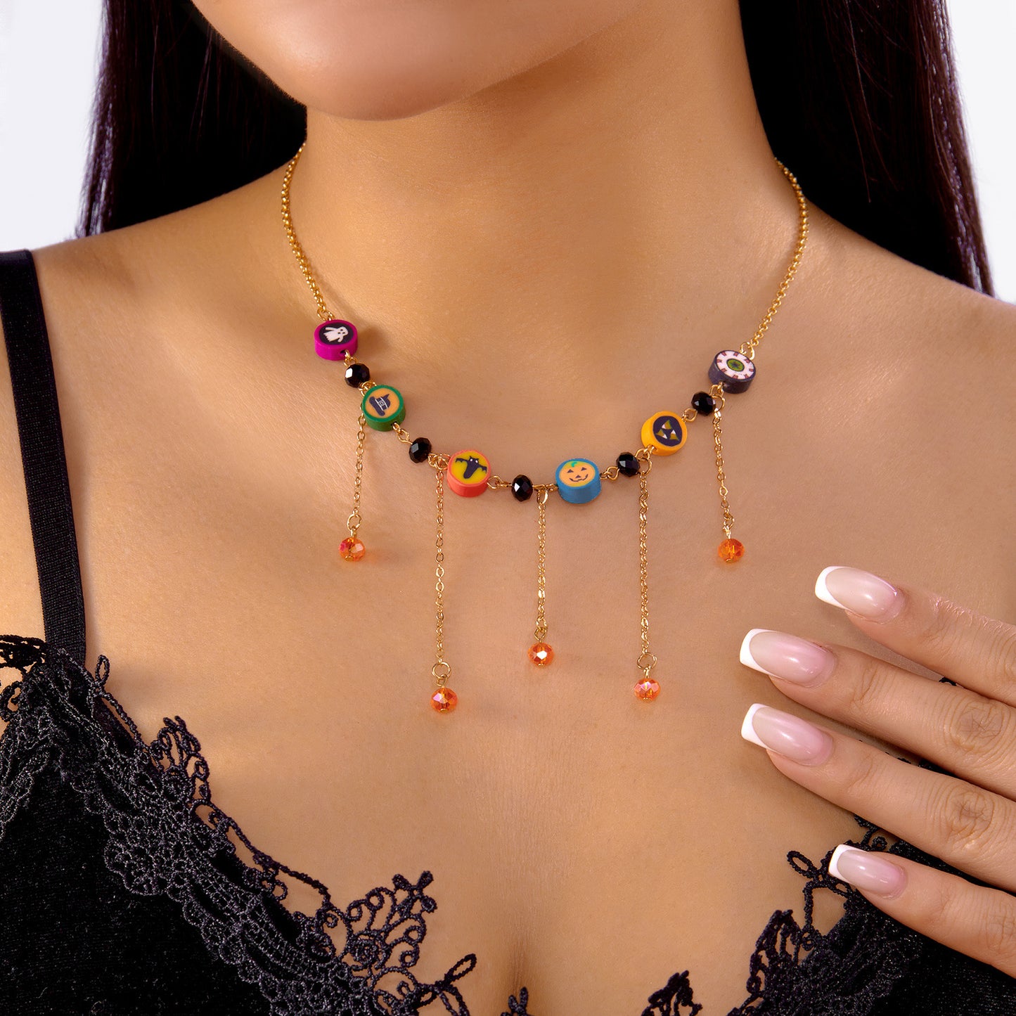 Dulce y Atrevido Collar con Colgante de Halloween con Calabaza de Aleación, Fantasma, Sombrero de Bruja, Borla, Calavera, Mano y Araña en Cadena Estándar