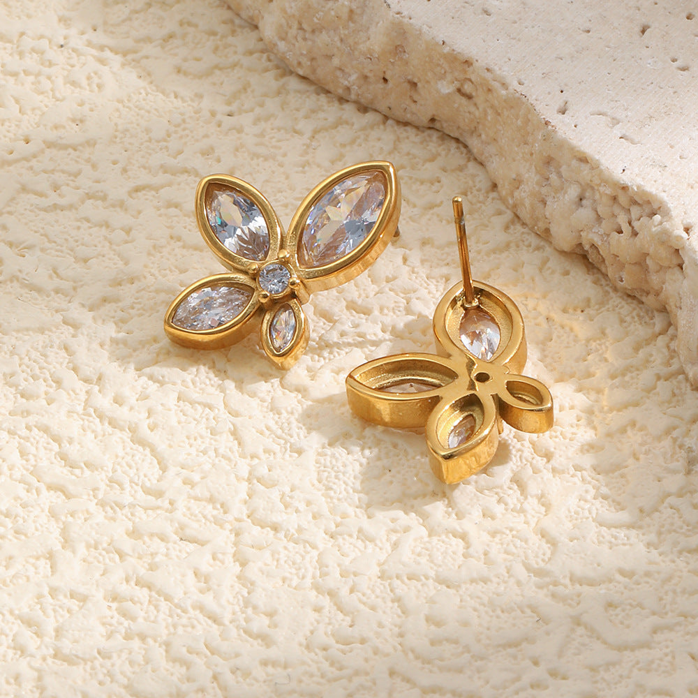 Orecchini a perno con fiori eleganti e minimalisti in acciaio inossidabile placcato oro 18 carati con zirconia cubica da donna