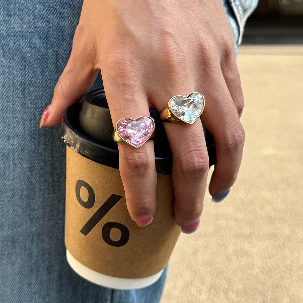 Anillo de Acero de Titanio en Forma de Corazón con Incrustaciones de Diamantes de Imitación para Mujer, Baño de Oro PVD al Vacío, Accesorio de Moda con Diseño Geométrico