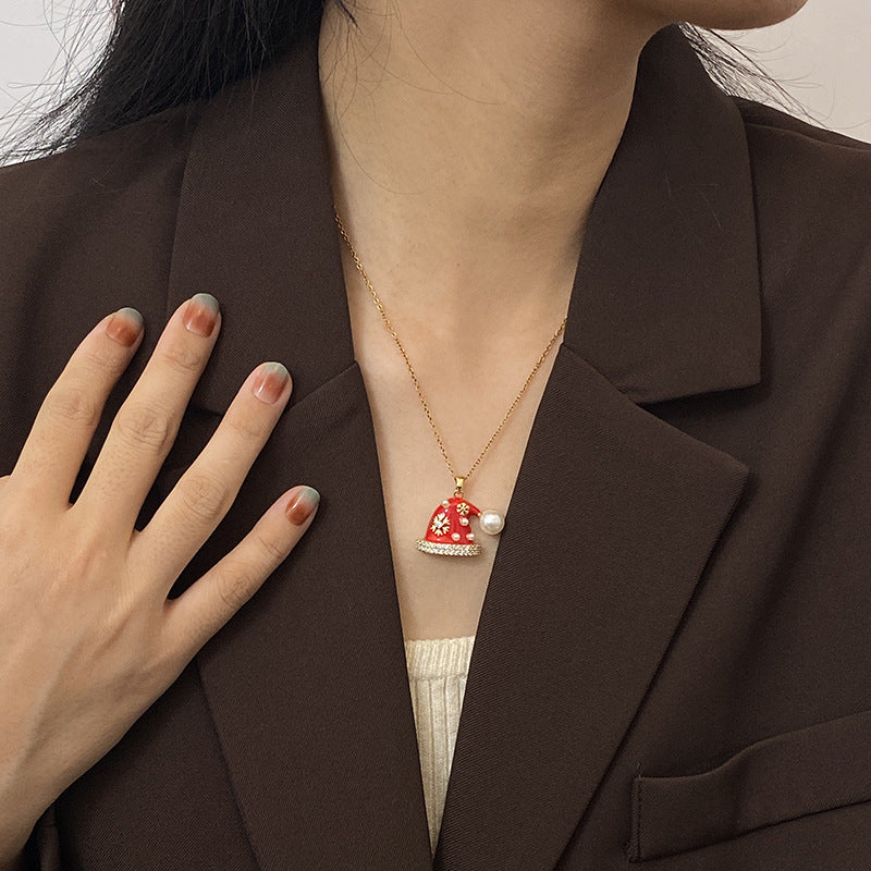 Fashionable Animal-Shaped Titanium Steel Pendant Necklace for Women and Men, Adjustable Length Locket Chain with Rabbit Design, Hypoallergenic and Fade-Resistant Everyday Jewelry