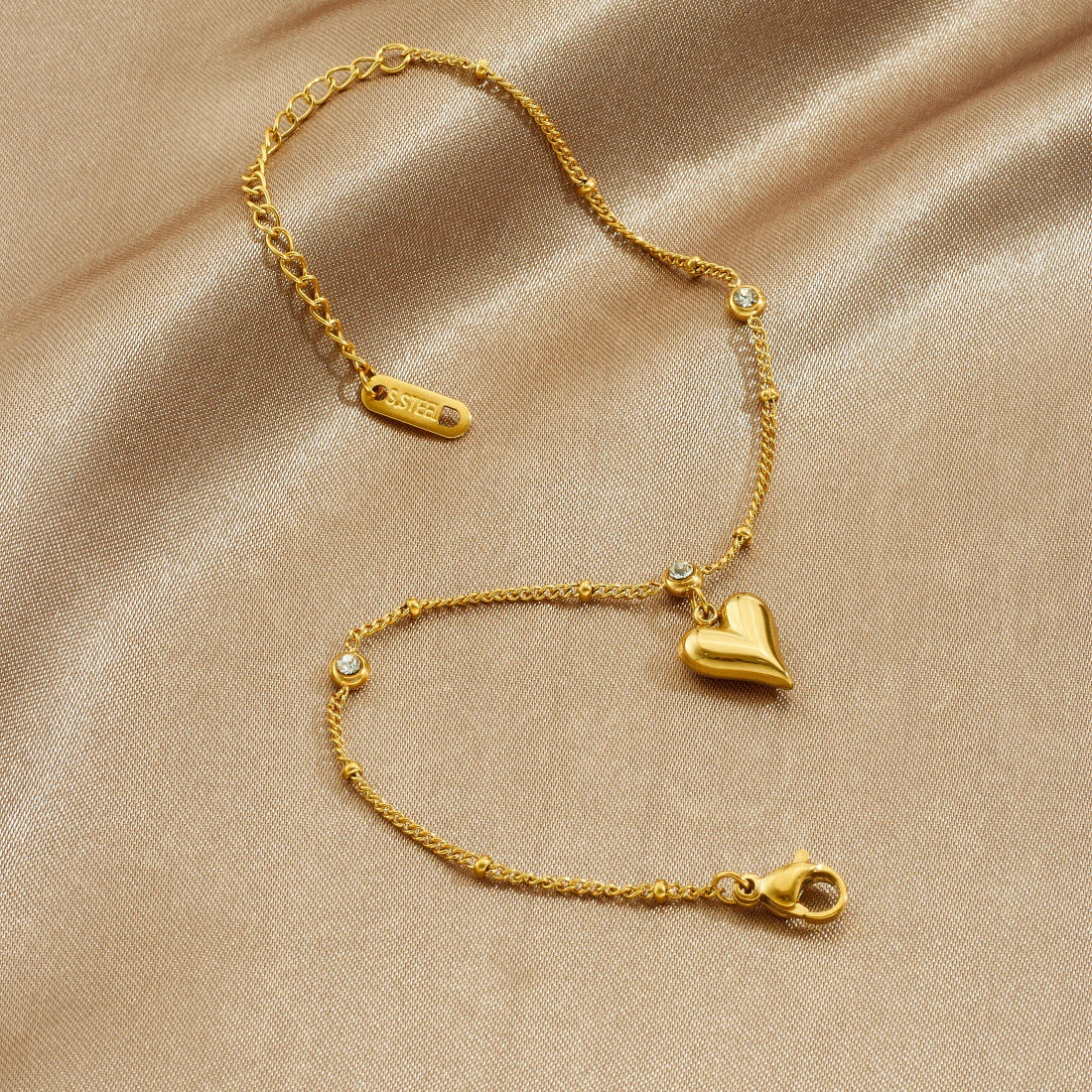 Minimalist Gold Plated Stainless Steel Heart Rhinestone Bracelet for Women