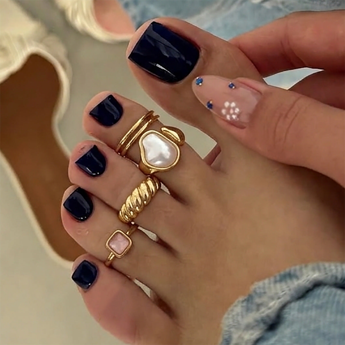 Vintage Minimalist Geometric Alloy Inlaid Gemstone Pearl Toe Ring Set