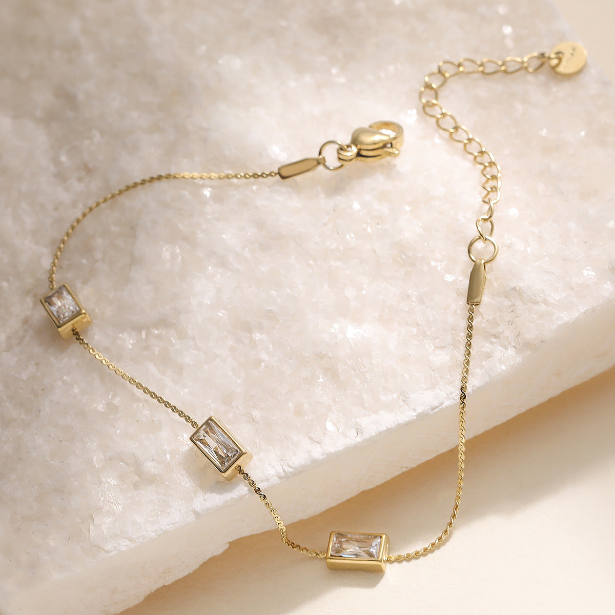 Minimalist Luxury 18K Gold Plated Geometric Stainless Steel Bracelet with Cubic Zirconia for Women