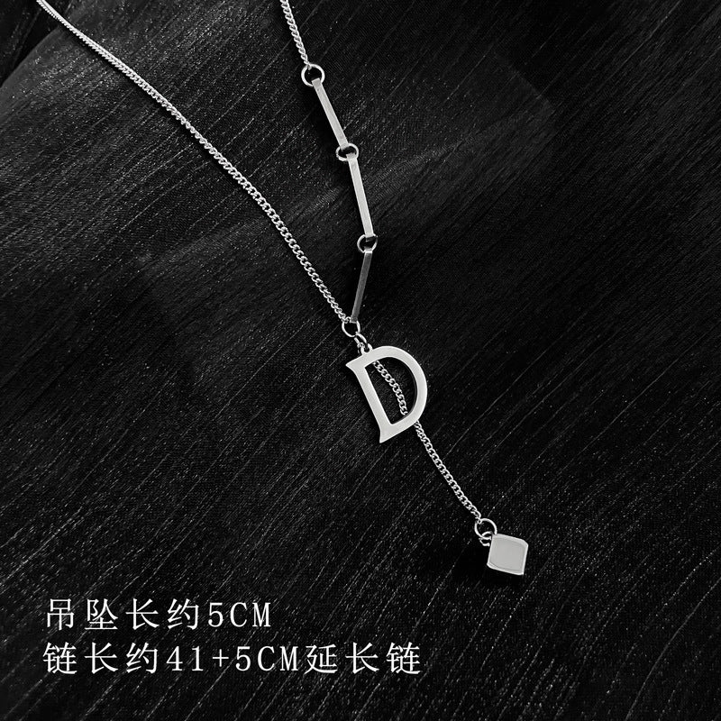 Punk Minimalist Stainless Steel Letter Geometric Necklace for Women, Distressed Finish, Irregular Chain Style, Unisex Fashion Jewelry