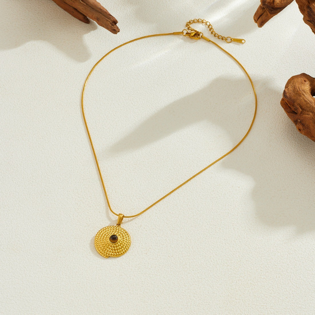 French Vintage Geometric Round Faux Tiger Eye Inlay Plated Stainless Steel Pendant Necklace with Snake Chain