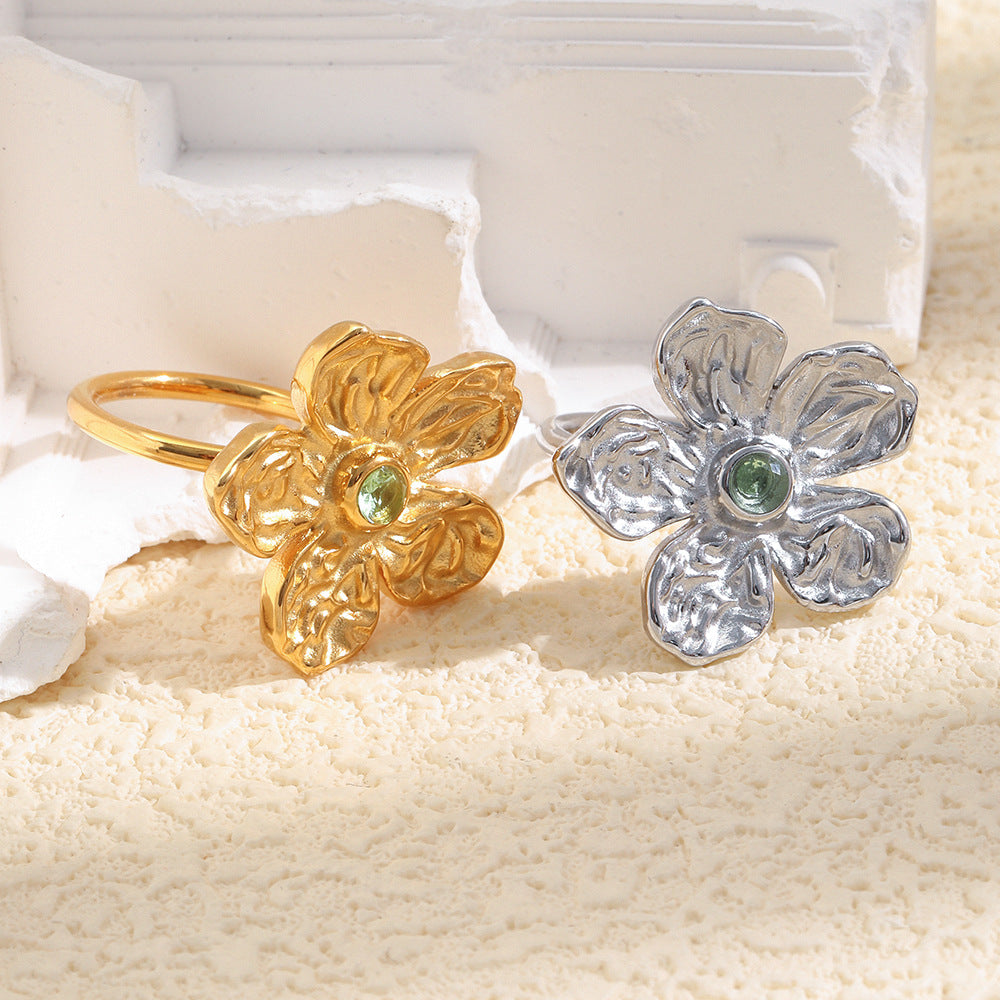 Vintage Elegant Floral Pattern Gold Plated Stainless Steel Ring for Women