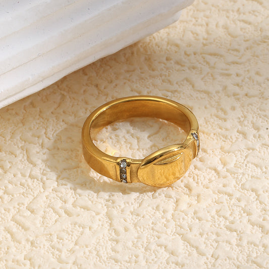 Anello da donna elegante e minimalista, in acciaio inossidabile placcato oro 18 carati con strass geometrici ovali