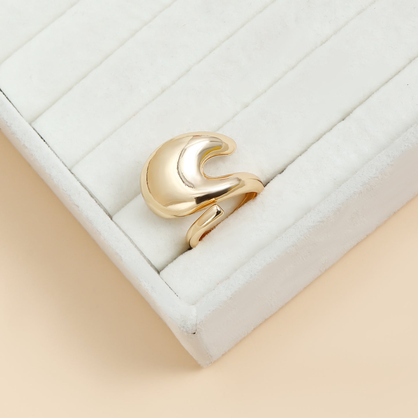 Geometric Open-Adjustable Ring for Women with Metallic Finish and Plated Surface