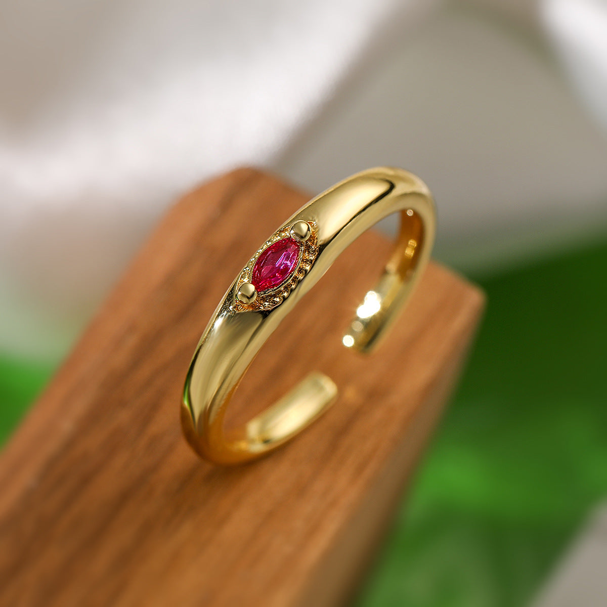 Minimalist Geometric Open Ring for Women in Copper with Micro-Paved Zirconia
