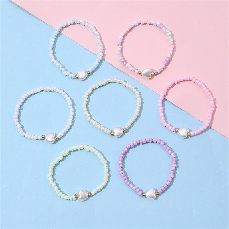 Juego de pulseras de resina plástica con forma de corazón, minimalistas, para niños, hechas a mano con cuentas de colores