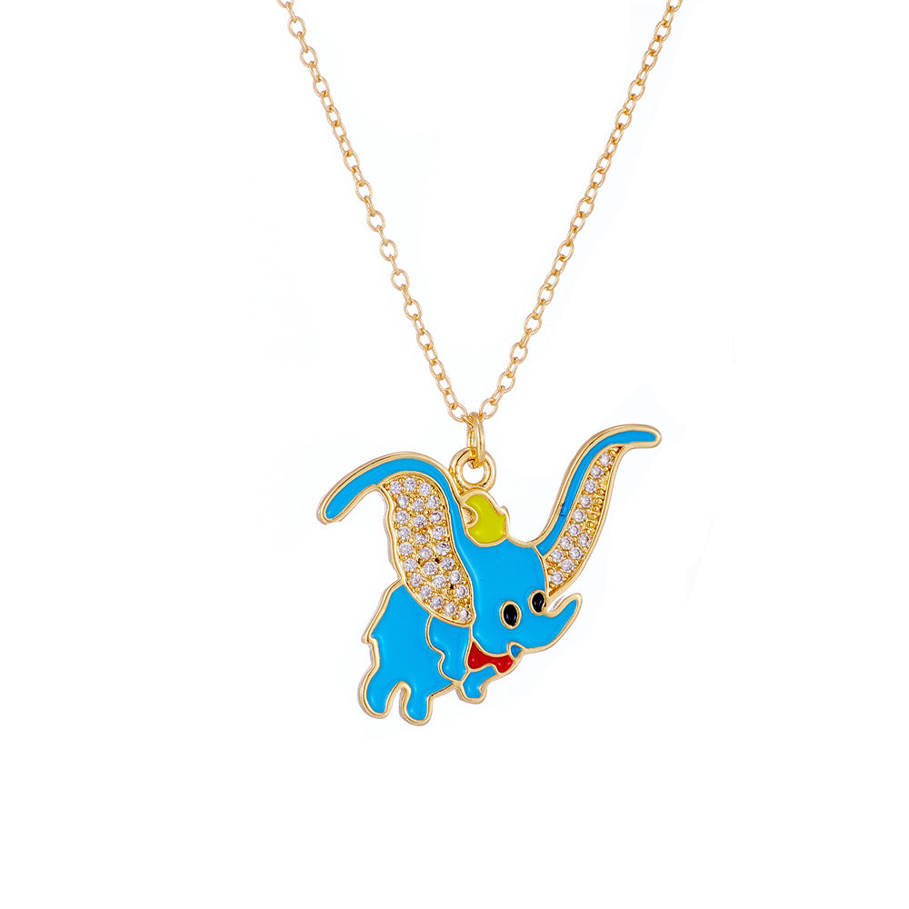 Collana pendente a forma di elefante minimalista da donna con base in rame e placcatura in oro 18 carati, finitura smaltata e intarsio in zirconi