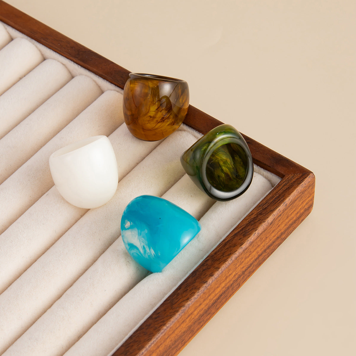 Vintage Gradient Geometric Oval Resin Ring for Women