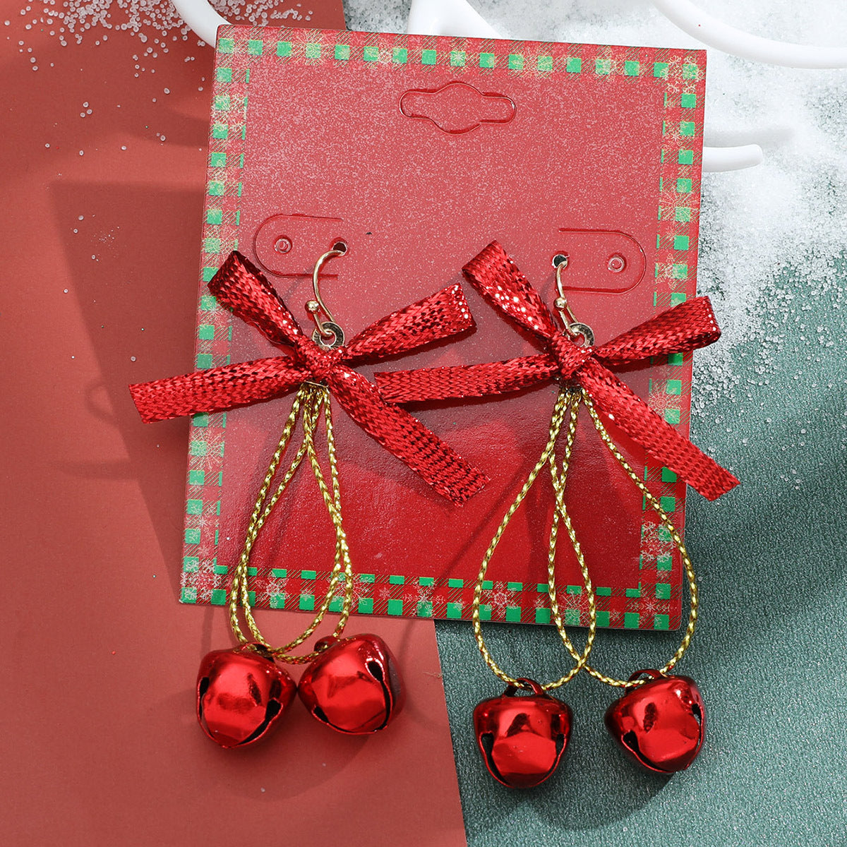 Pendientes de Navidad geométricos estilo Ins para mujer con esmalte de copo de nieve, reno y cascabel.