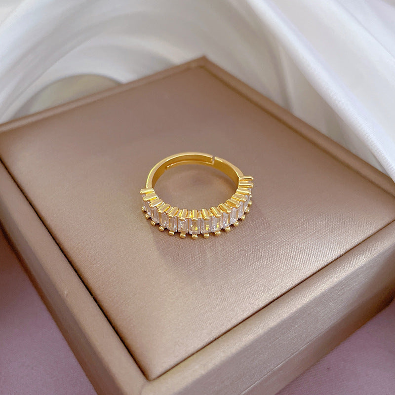 Anello Aperto Geometrico da Donna in Ottone con Intarsio di Strass Corona Design Anello da Dito Stile Minimalista per Regalo di Compleanno