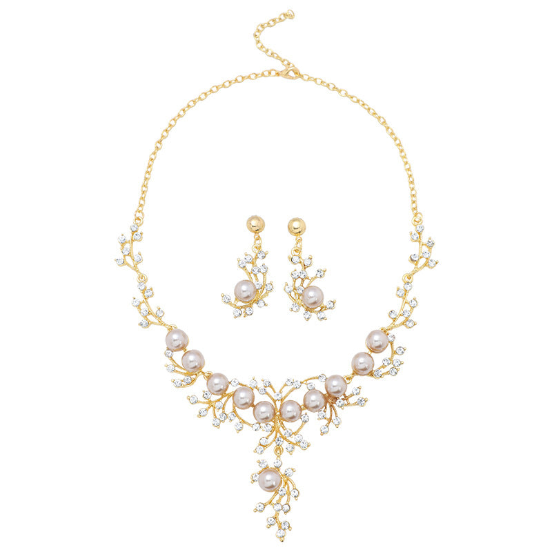 Minimalist Floral and Wave-Shaped Alloy Necklace Set with Mother-of-Pearl Pendant, Gold-Plated O-Chain, Clavicle Chain for Women