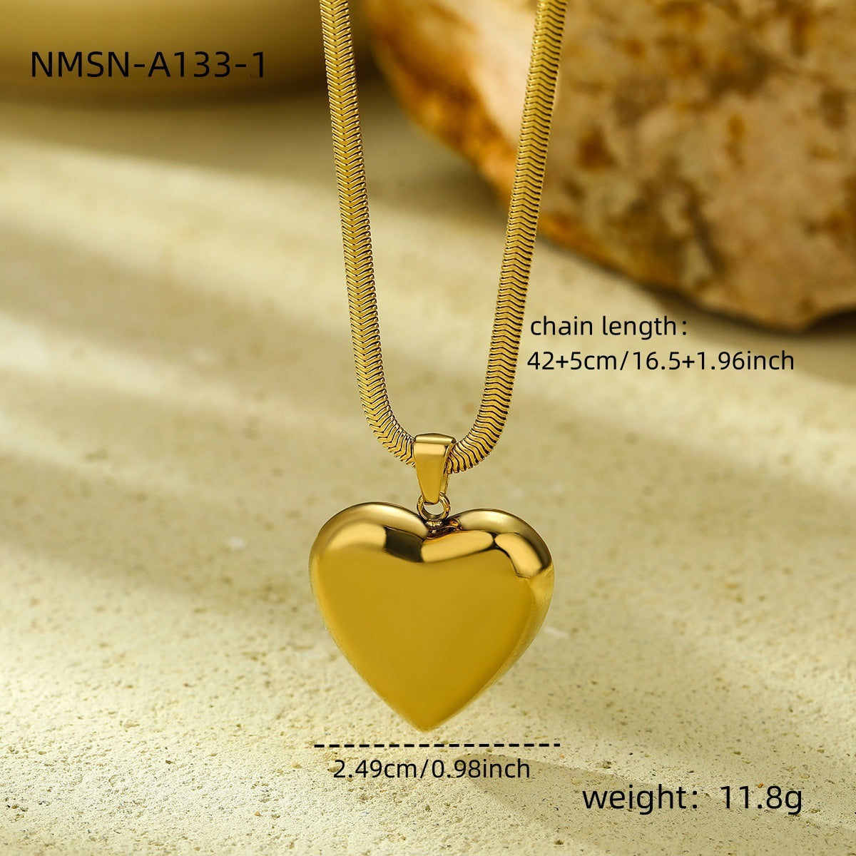 Fashionable Heart-Shaped Stainless Steel Pendant Necklace with Plated Finish for Women