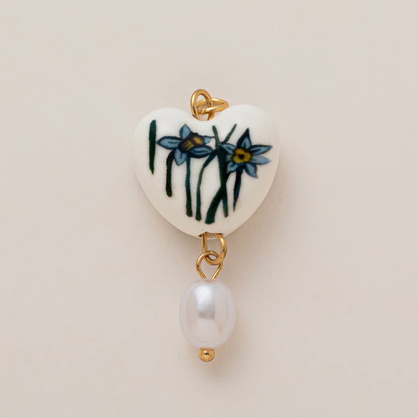 Vintage 18K Gold Plated Brass Heart Flower Charm Bar