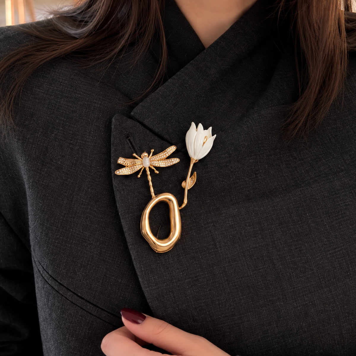 Elegant Sweet Tulip Flower Dragonfly Hollow Out Plated Zinc Alloy Brooch for Women