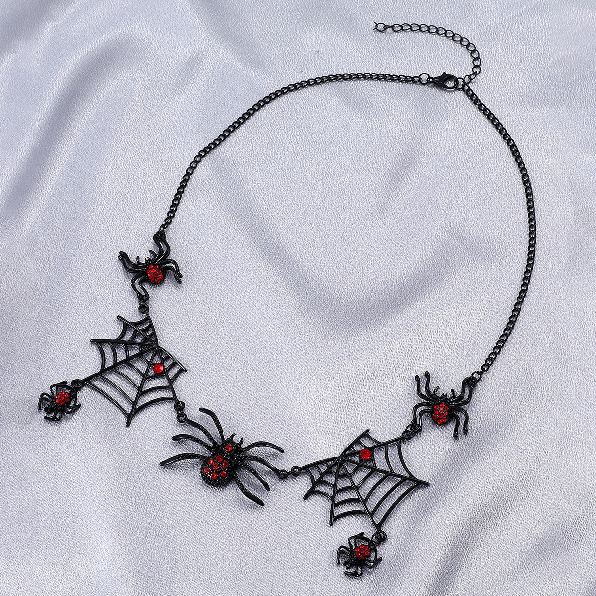 Collana con ciondolo ragnatela gotica vintage da donna, corta, in lega, con finitura placcata nera