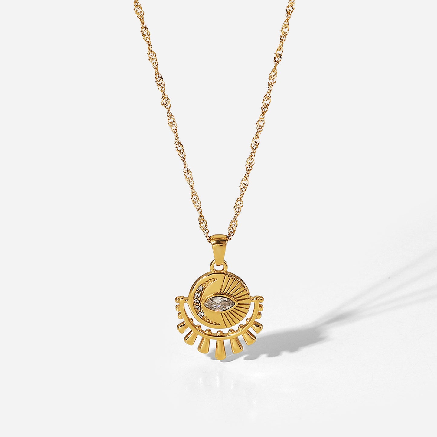 Collana con ciondolo a occhio ovale in zirconi cubici placcato oro 18 carati in acciaio inossidabile stile Old Money da donna