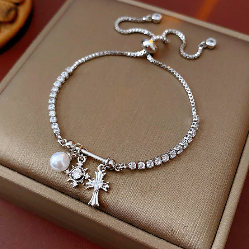 Luxury Elegant Geometric Floral Brass Bracelet with Cubic Zirconia Inlay for Women