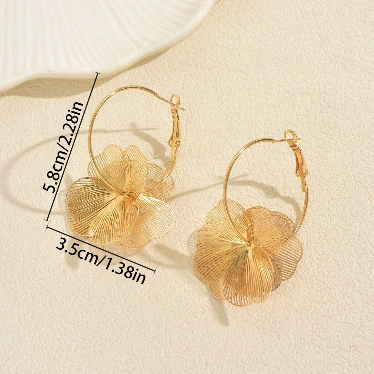 Orecchini Pendenti Minimalisti Floreali Geometrici in Lega di Zinco con Finitura Elettroplaccata per Donna
