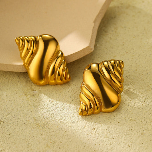Fashionable Seashell-Shaped Titanium Steel Earrings for Women with Plated Finish Ocean-Inspired Minimalist Ear Studs