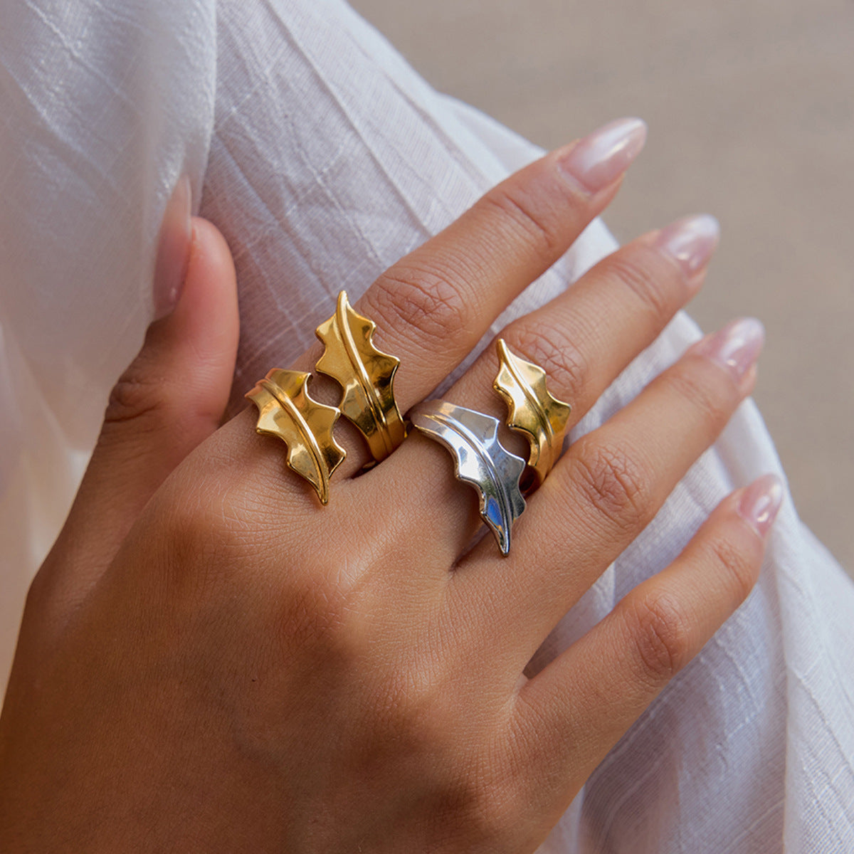 Minimalist Geometric Leaf Pattern Plated Stainless Steel Ring for Women