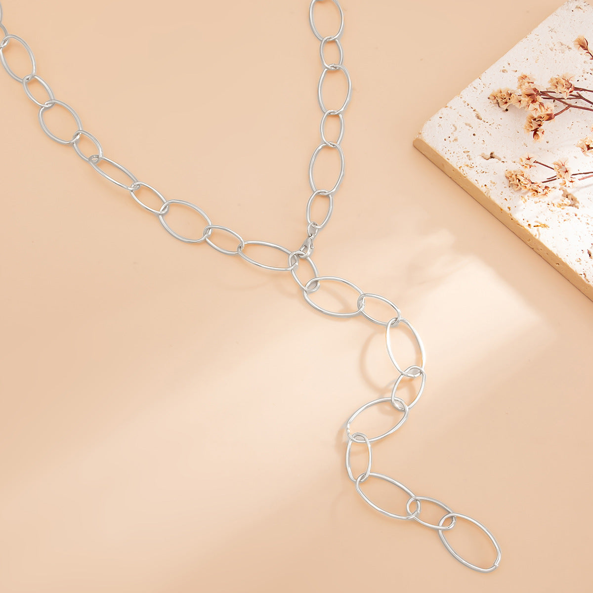 Sweet Geometric Oval Zinc Alloy Plated Y-Shaped Cross Cable Chain Necklace with Tassel Pendant for Women