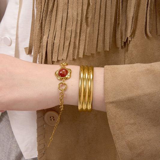 Vintage Floral and Geometric Red Agate Bracelet for Women with Electroplated Stainless Steel Luxury Design