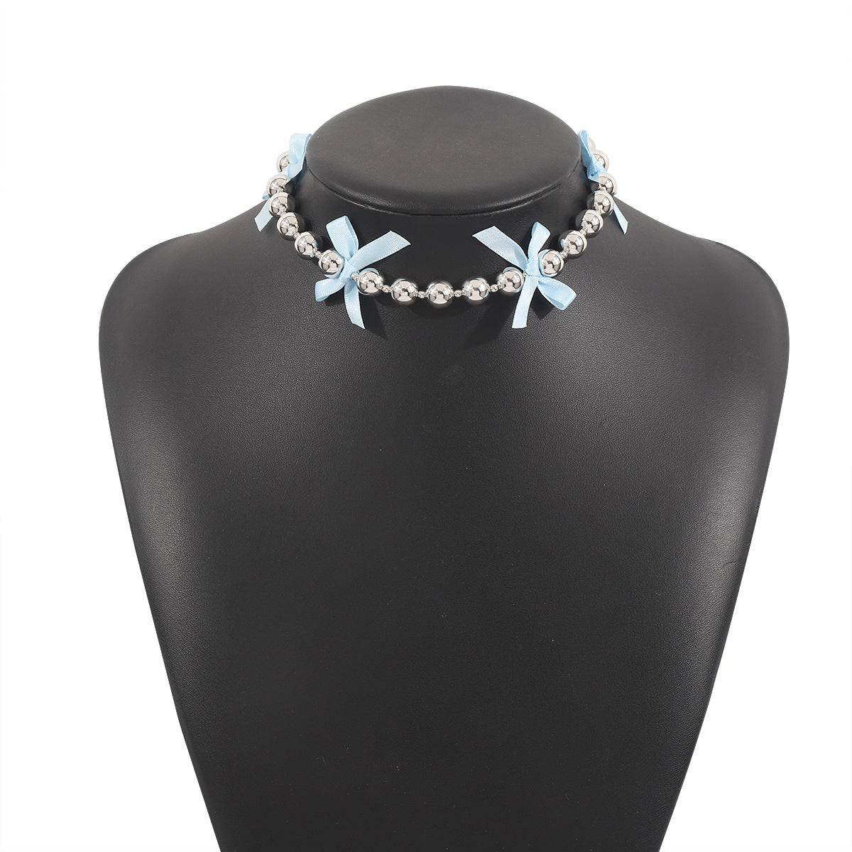 Collana pendente con fiocco dolce e audace per donna con lega e perle simulate su delicata catena a clavicola