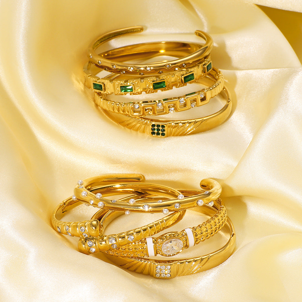 Bracciale da donna in acciaio inossidabile geometrico minimalista con placcatura sottovuoto in oro 18 carati