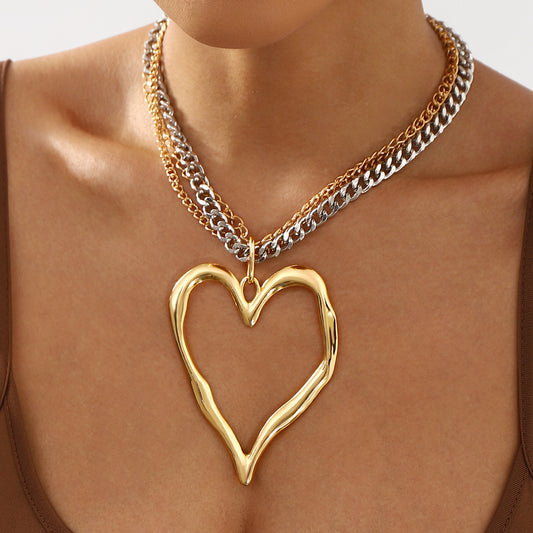 Collar de estilo punk con colgante de aleación con forma de corazón extragrande y acabado chapado para mujer